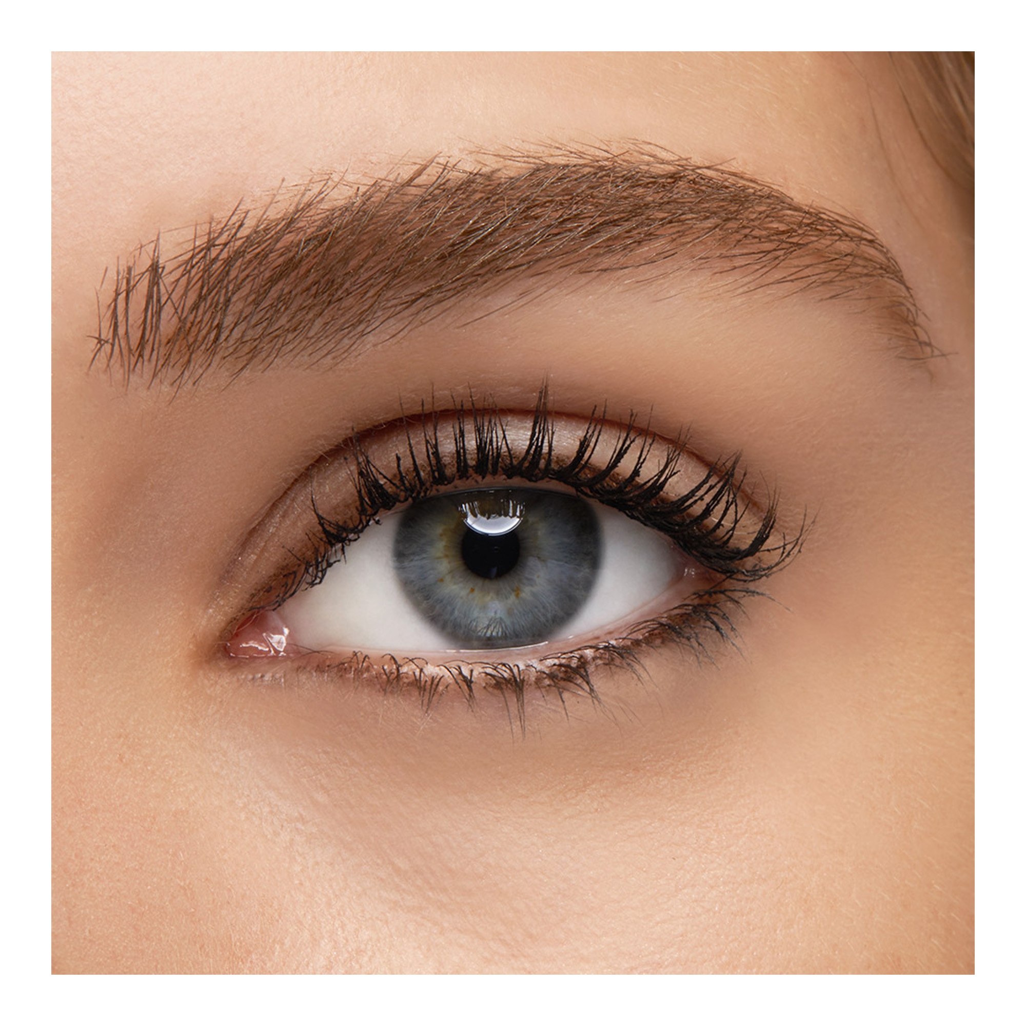 Volumazing™ veekindel ripsmetušš, must 9ml