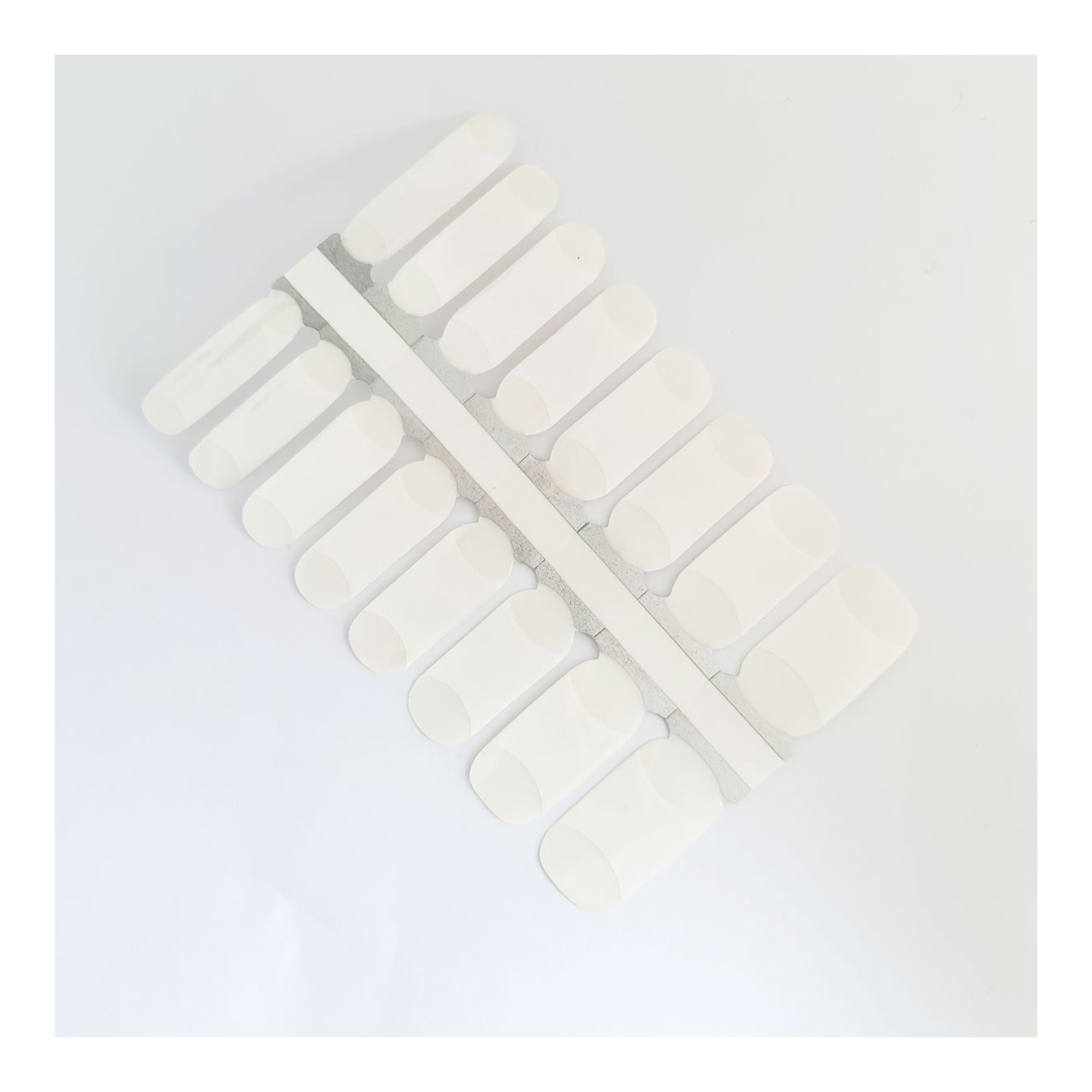 Küünelakikleebised Iiris