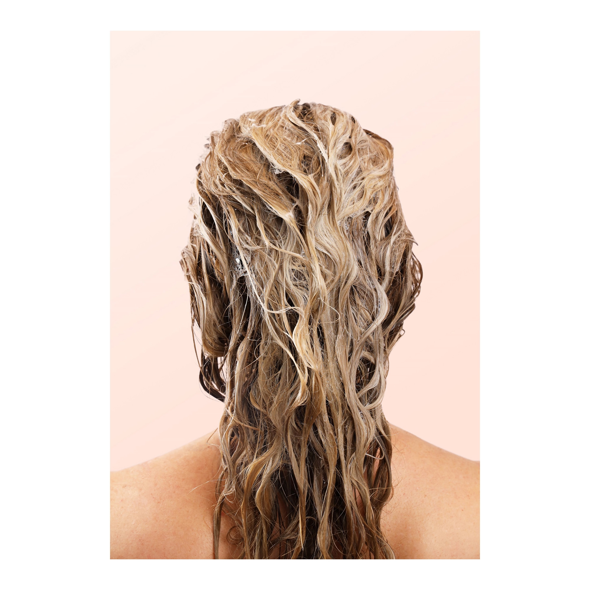 Taastav ja tugevdav šampoon kuivadele ja kahjustatud juustele 250ml